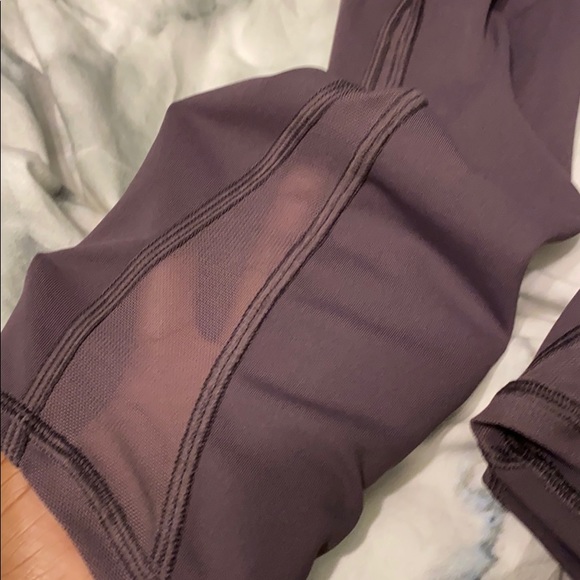 Lululemon Black Current Train times crops 17’’ - Picture 8 of 8